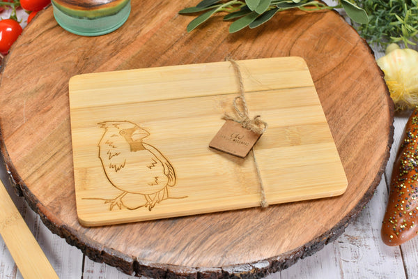 Small Bamboo Cutting Board with Cardinal Bird for Display on Counter - Personalize Gift for Mom, Grandma, Sister, Daughter