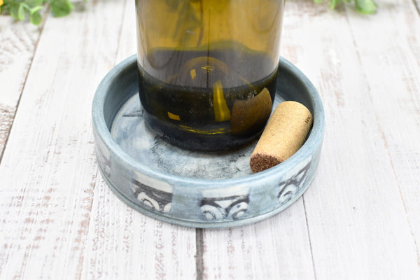 Raven Bird Ceramic Wine Drip Dish, Handmade Pottery, Medium Bowl for Spoon Rest or Soap Dish, Blue Gray Black