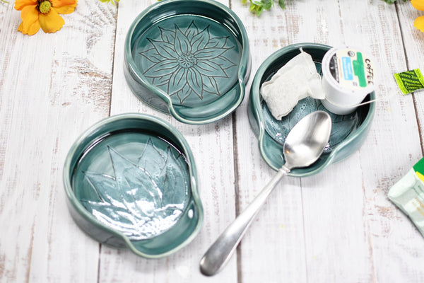 Ceramic Spoon Rest, Hand Carved Sunflower, Sgraffito Stoneware Handmade Pottery for Stovetop, Floral Daisy Flower Green Celadon Dish